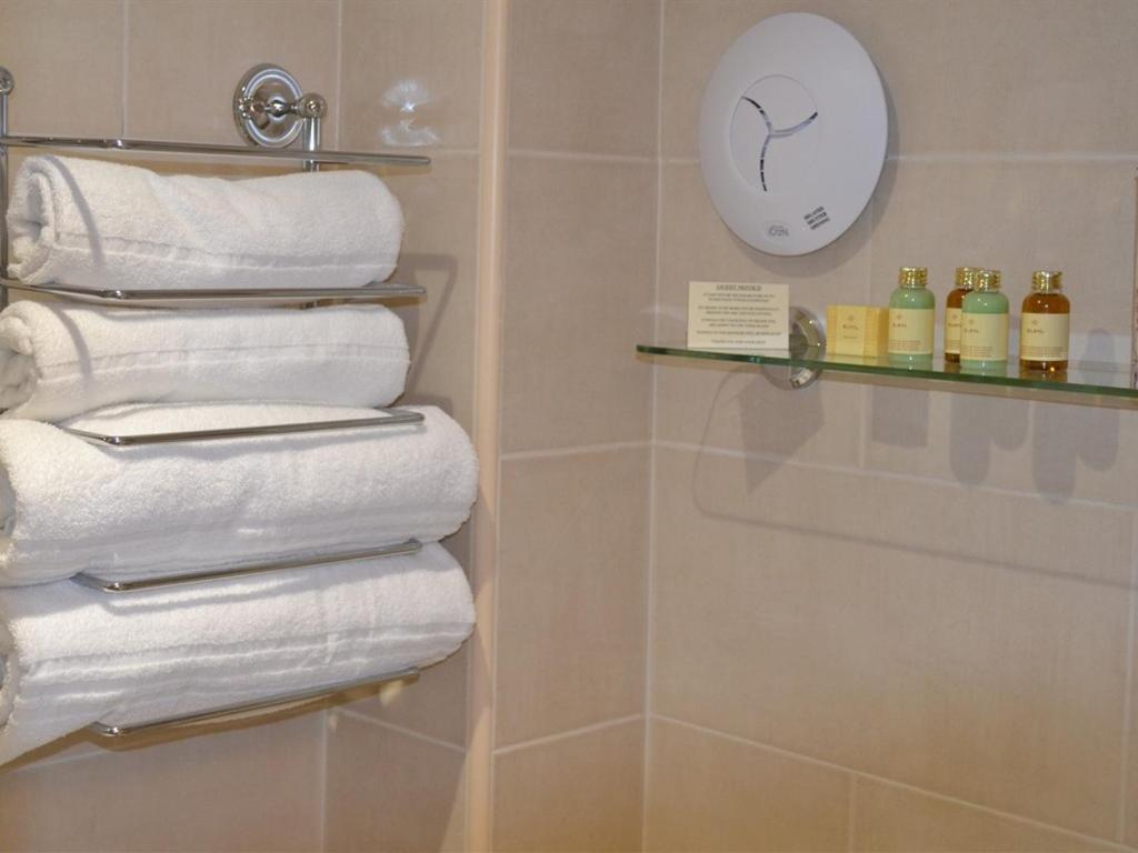 The Stapylton Arms Hotel Wass Ruang foto
